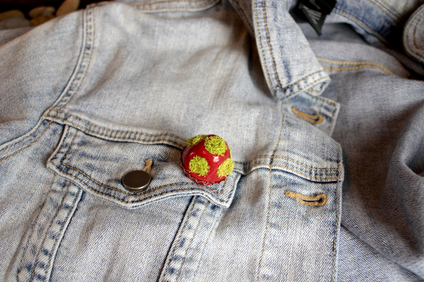 Moss-Room Clay Bottlecap Pin